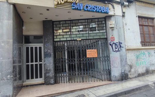 Local comercial en alquiler en Salamanca, cerca del tranvía