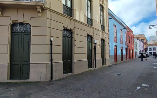 Magnífico local muy comercial en La Laguna