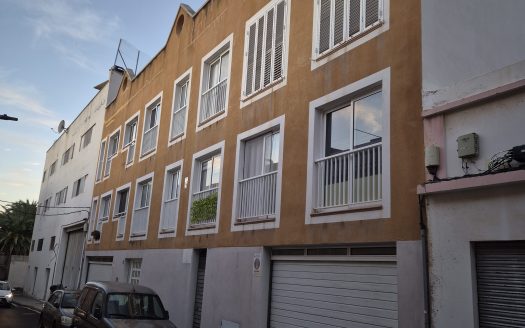 Plazas de garaje para motos en María Jiménez